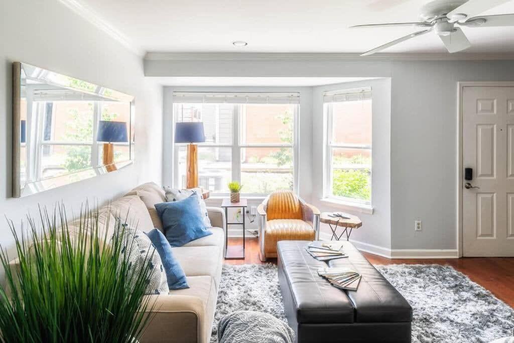 Walk To Broadway Charming Modern Historic Townhome Nashville Exterior photo